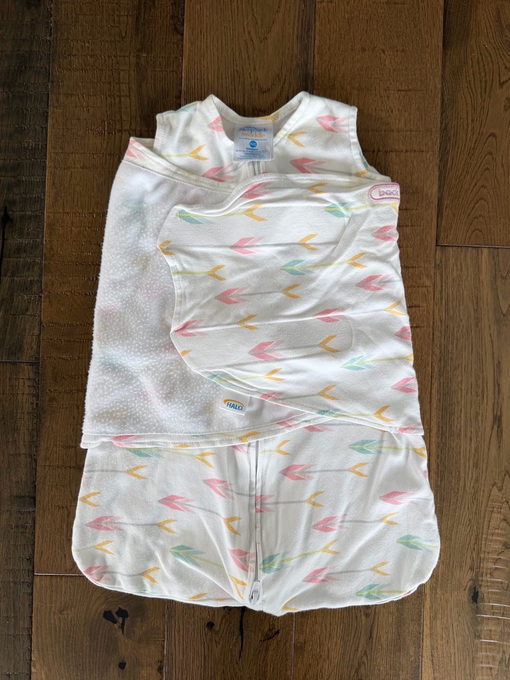 Halo Infant Sleep Sack in White with Pink, Yellow & Mint Arrow Print